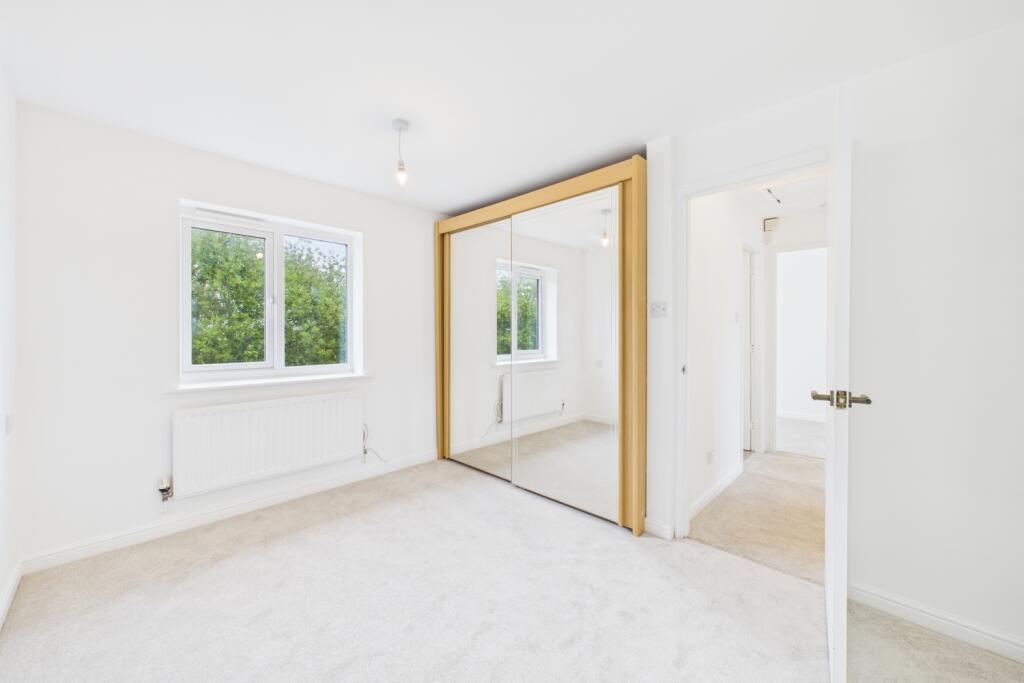 CAM03162G0-PR0335-STILL003