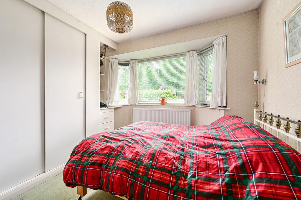 22 Frogmore Rd (5...