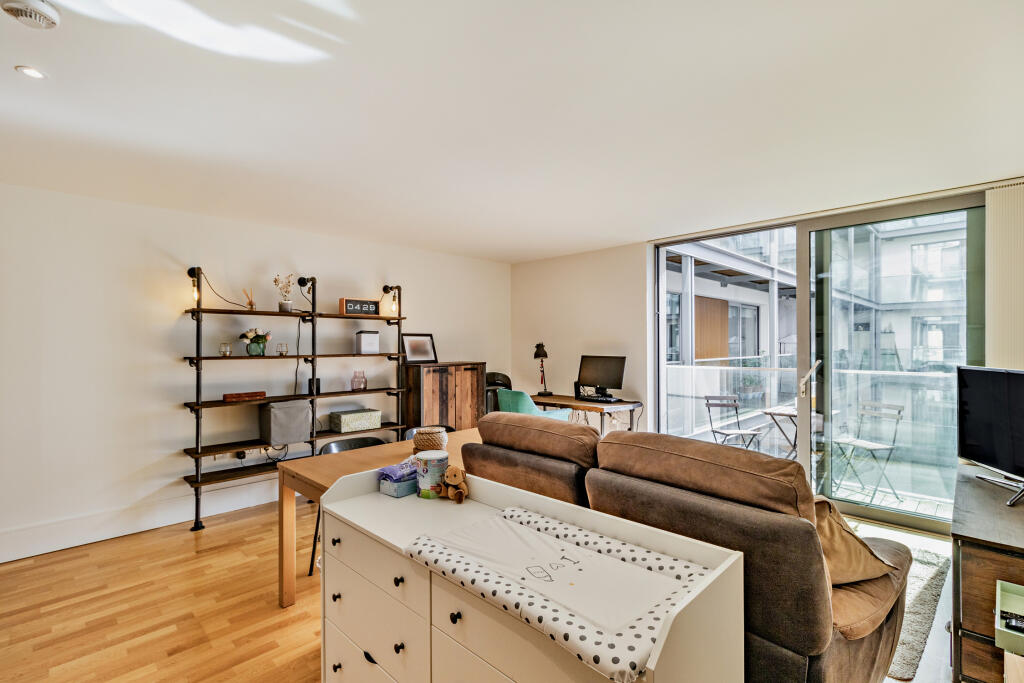 8550129-interior05-800