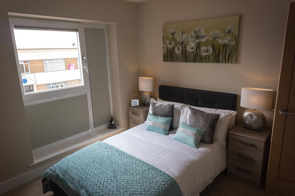 Bedroom..jpg