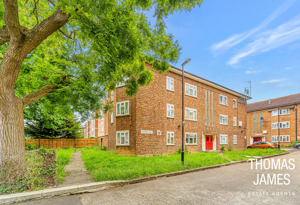 Grasmere Court, cul de sac location