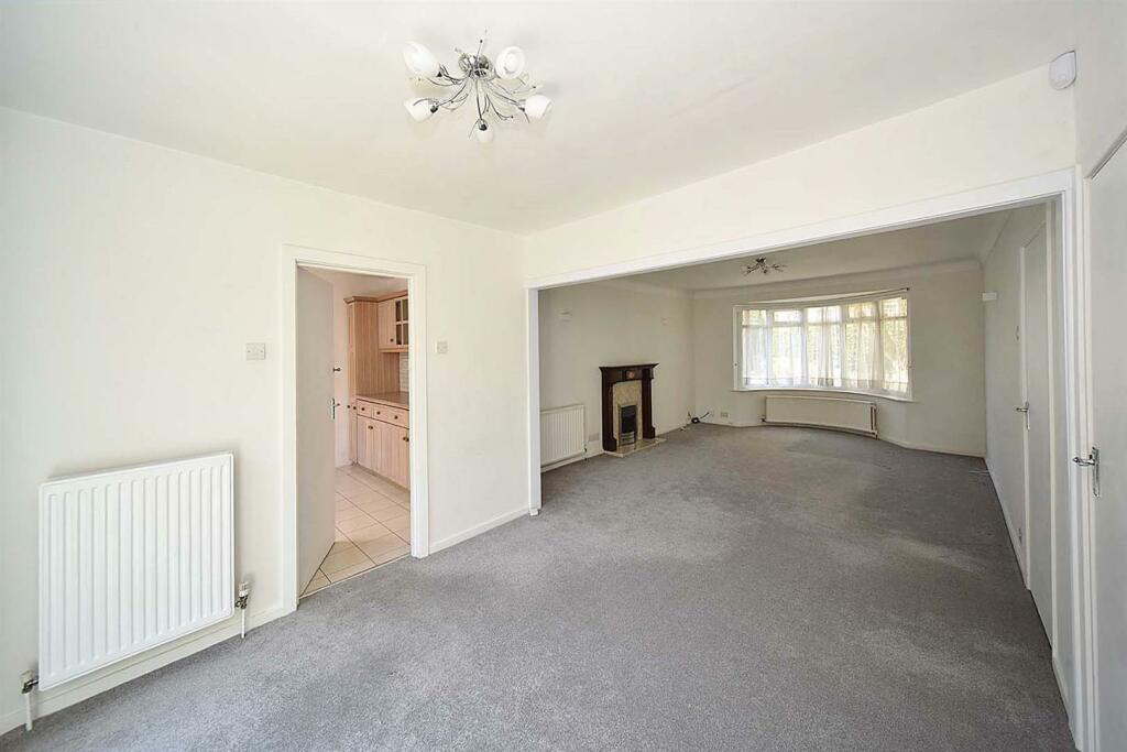 15 Gaddum new lounge3.jpg