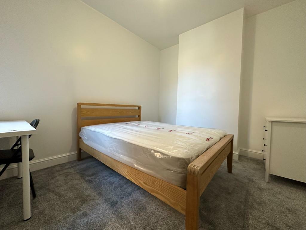 18E Bed 2 2023.jpg