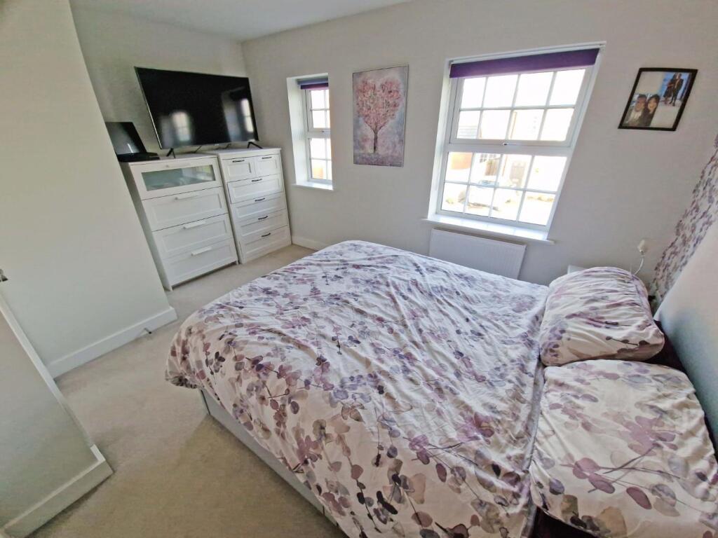 Bedroom1a.jpg