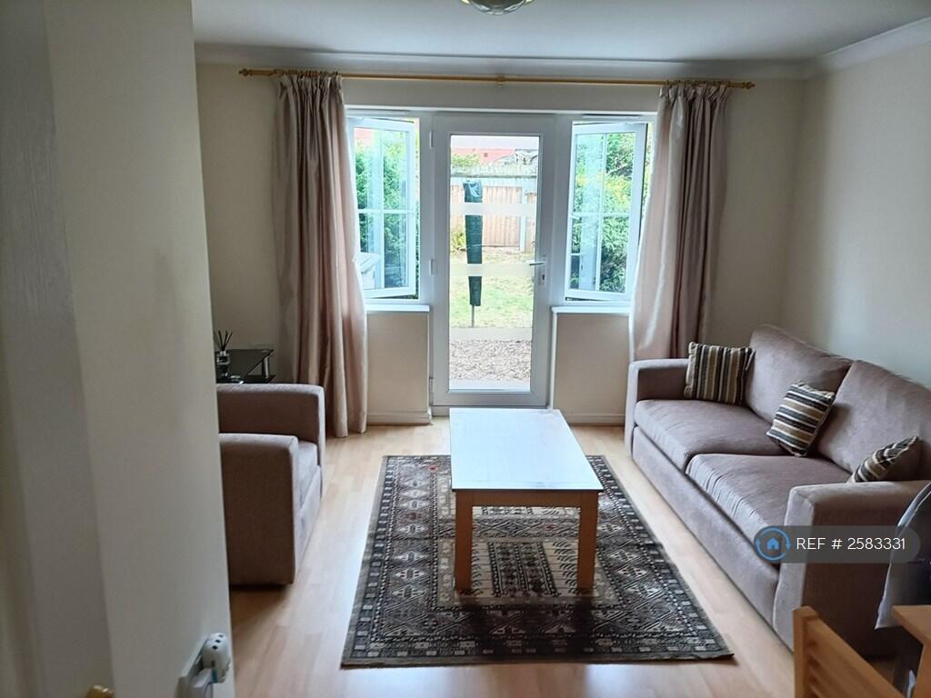 Living Room/Dining Room