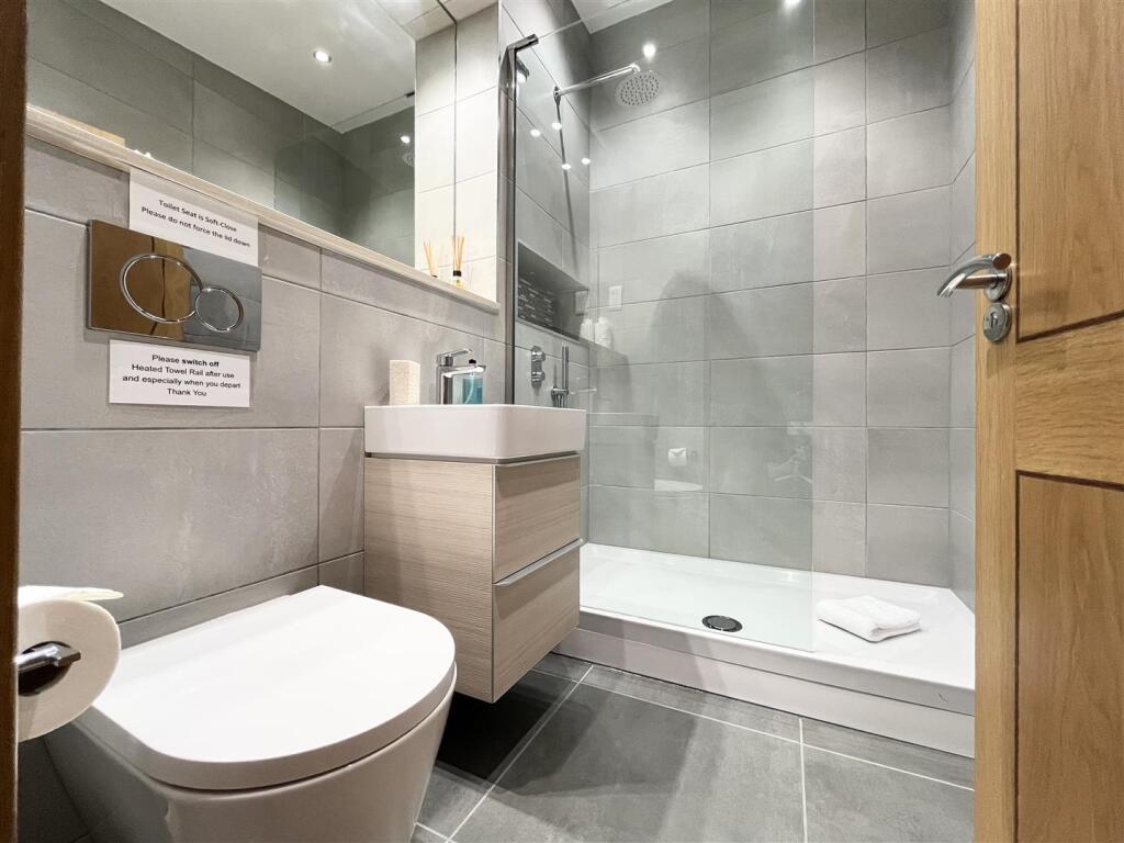 Family bathroom