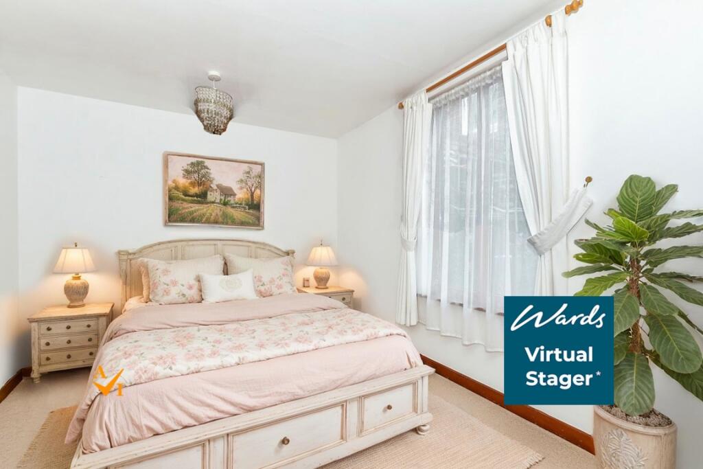 Bedroom 3/ Dining Room (Farmhouse Style)