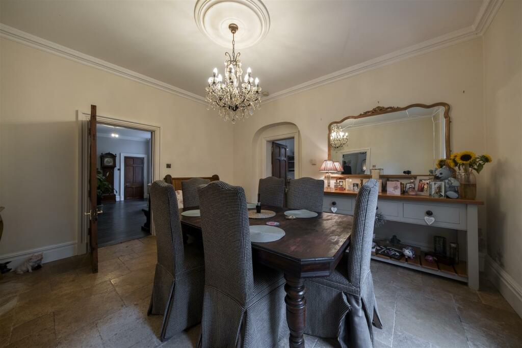 2 Riddings House-011.JPG
