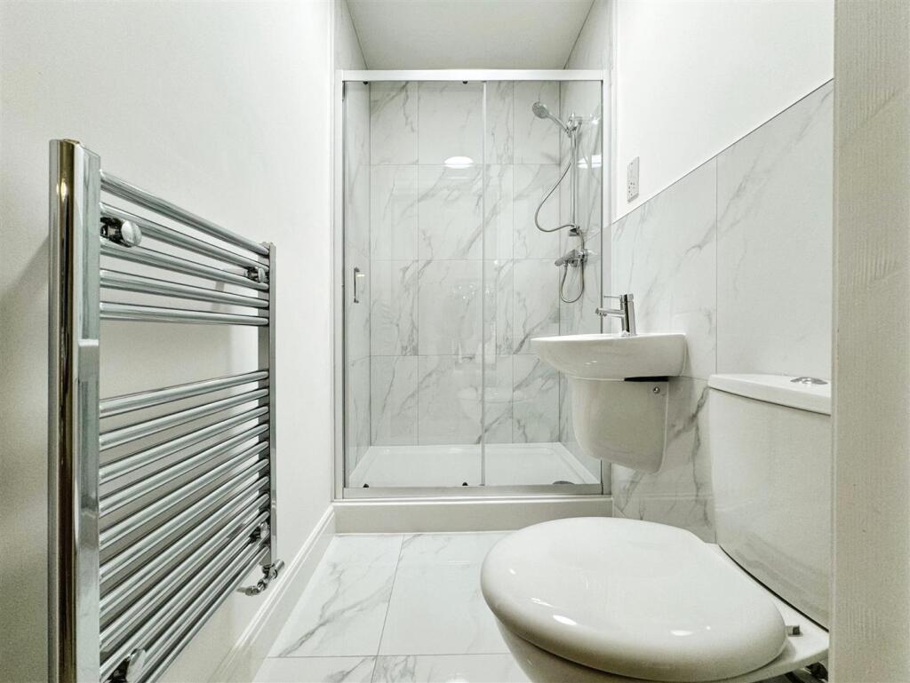 En-suite shower room