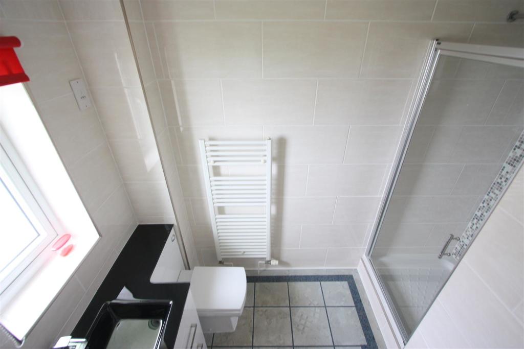 21 Pentire Heights En Suite