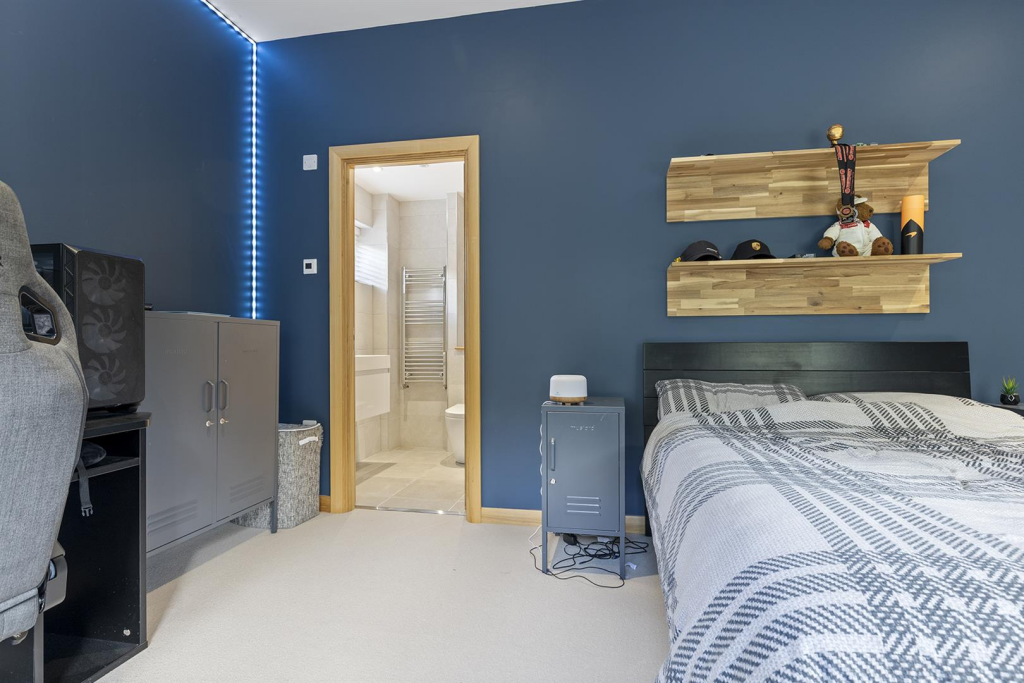 3 Cantenbury,Cresc, Sheffield 29_297.png