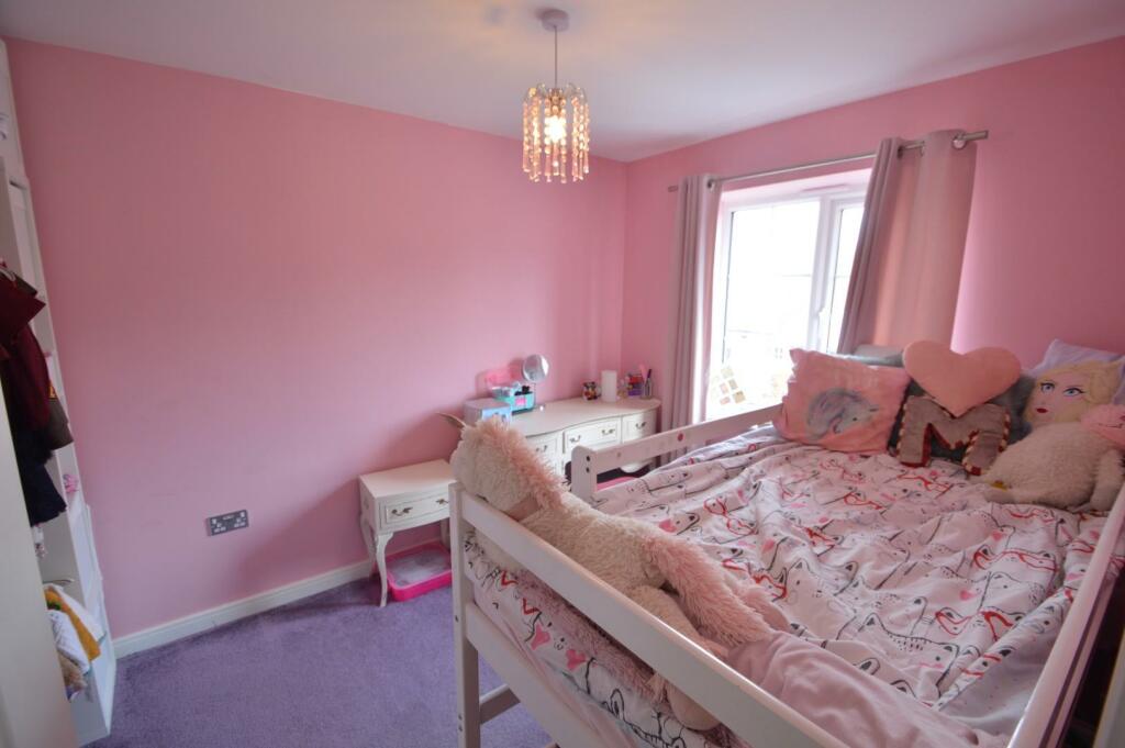 6 Starling Close bedroom two.JPG