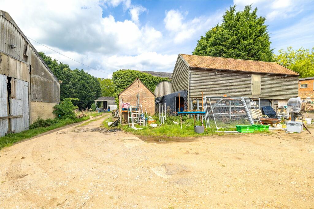 Haybarn
