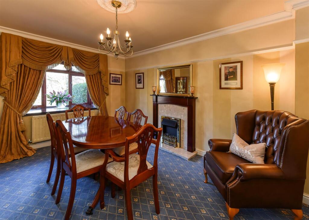 5 Hellier Drive-Dining Area.jpg