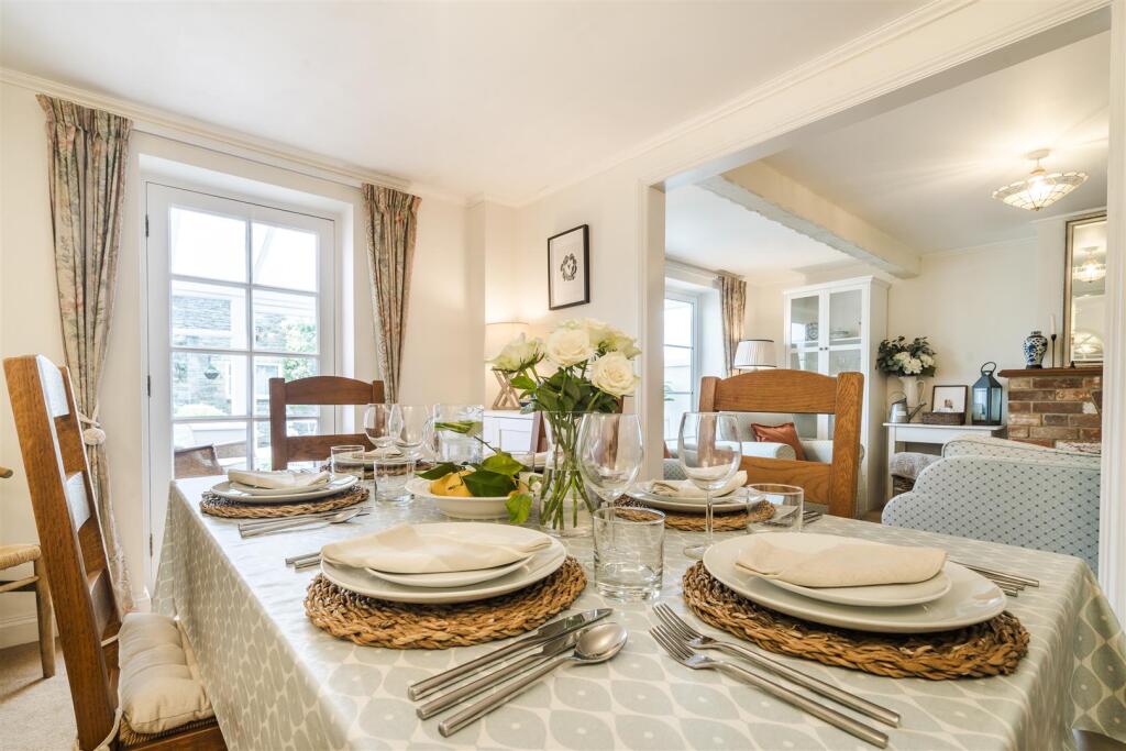 OLD YEW COTTAGE-33.jpg