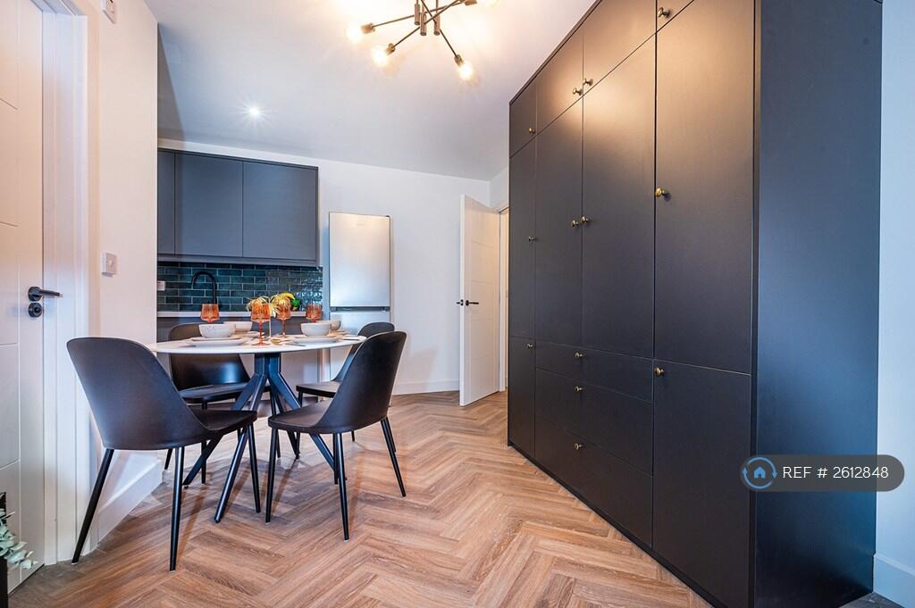 Dining And Wardrobe 