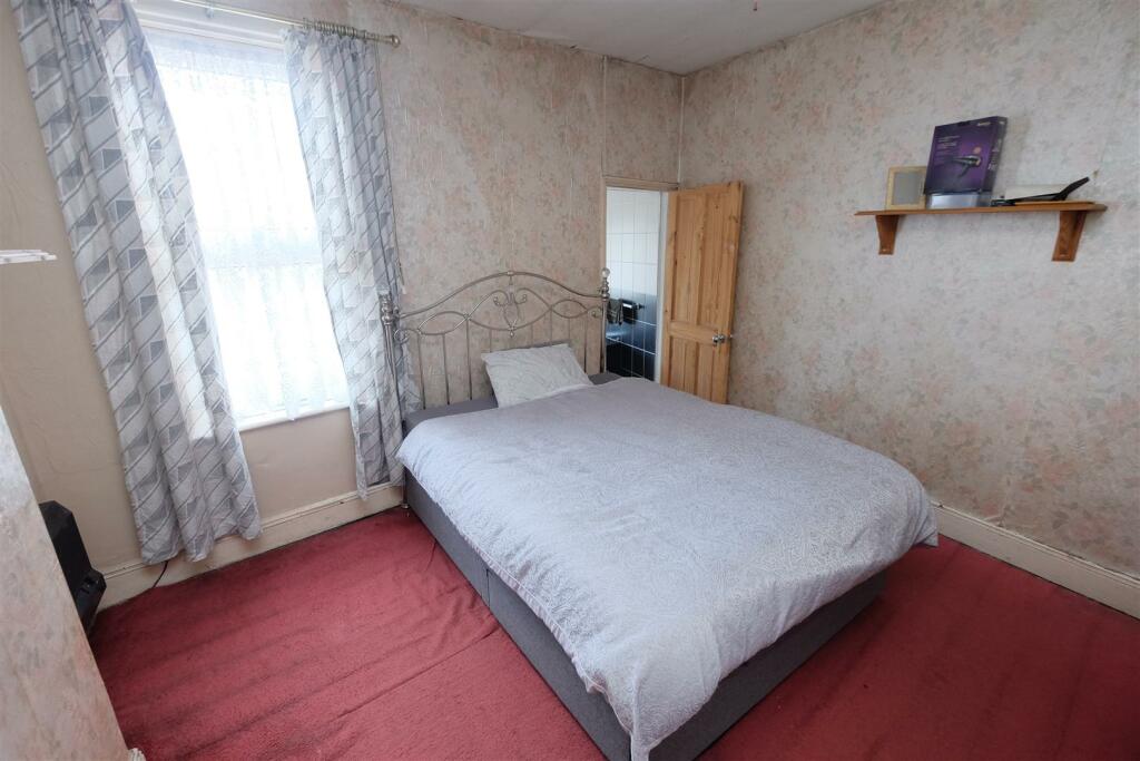 12 Hardy Road, Bedminster, Bristol BS3 2SN Freehol