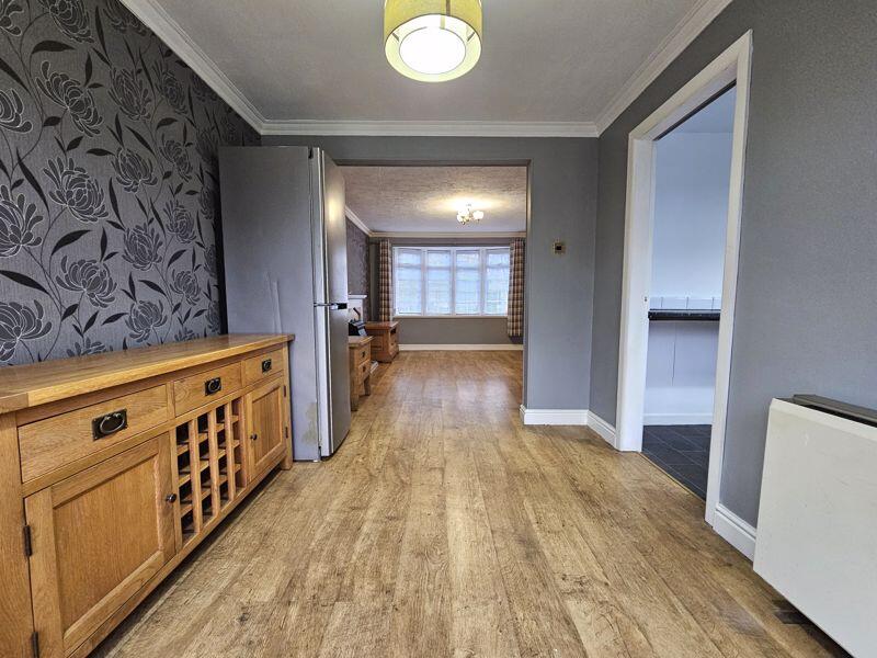 Dining Room into Lounge