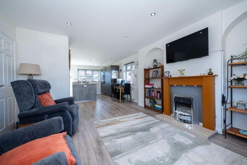 Living dining kitchen