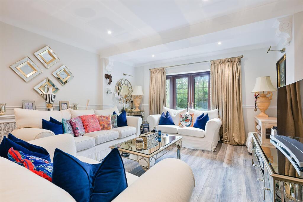 REIGATE ROAD, 1500- (1).jpg