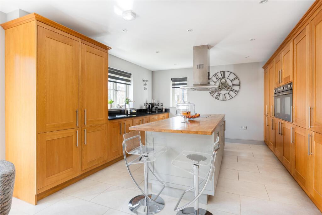 Kitchen/Breakfast Room