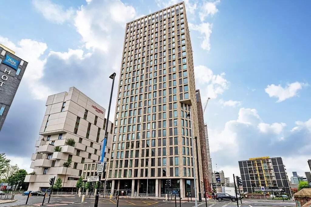 Victoria House