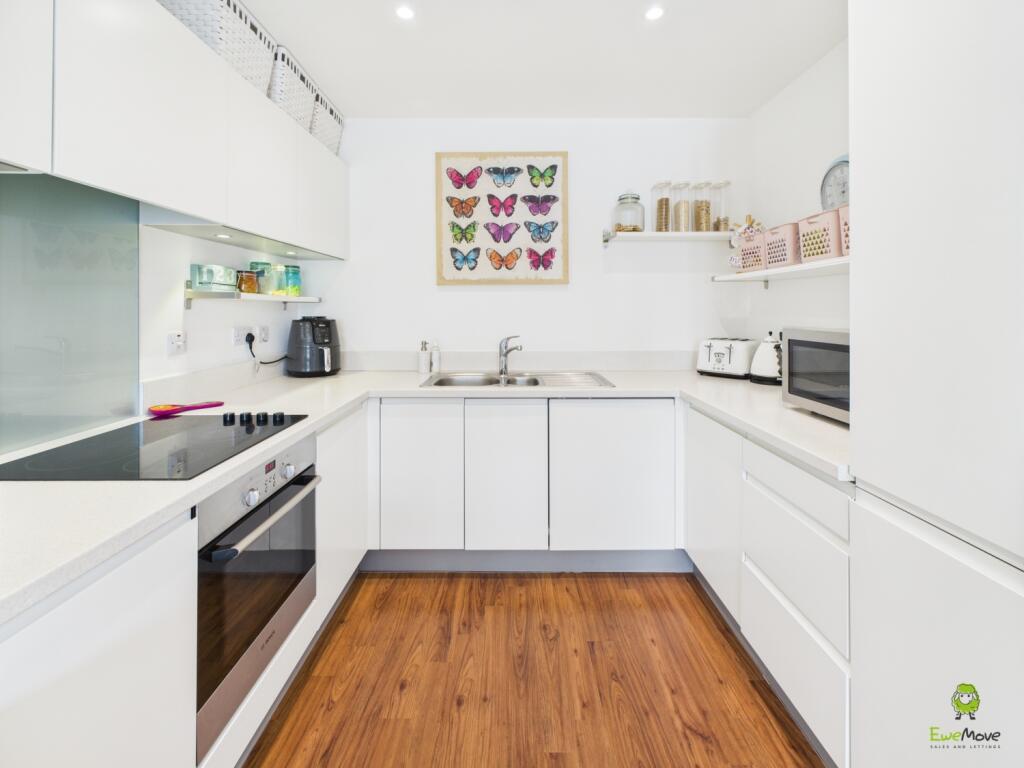 Kitchen James Hillier Ewemove Bexley and Dartford 