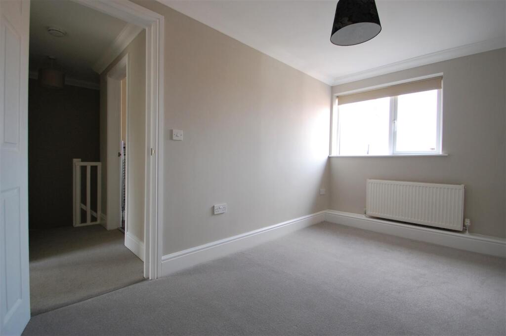 Bedroom1.jpg