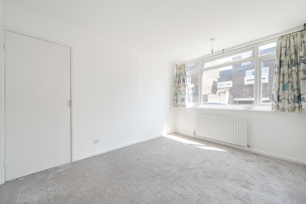 18-681df1fb4f7cf-...