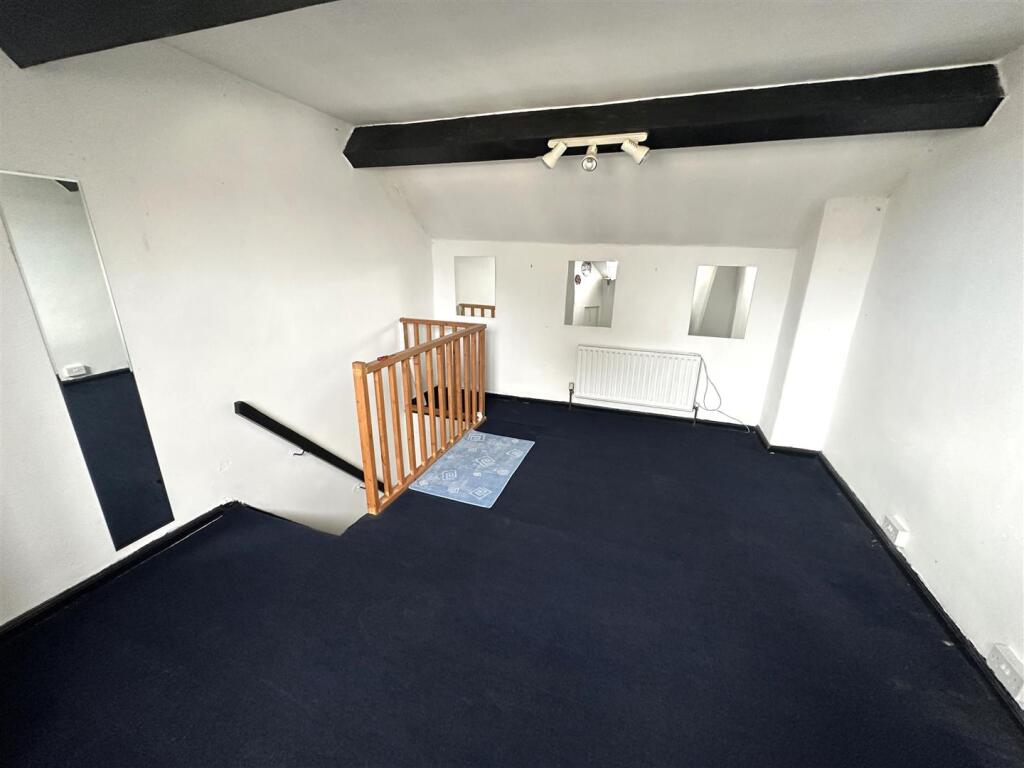 bed 3 1.jpg