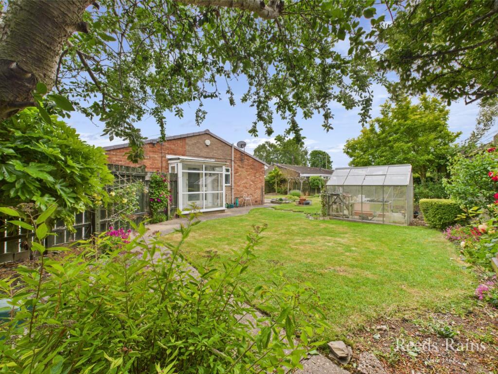 Side/Rear Garden