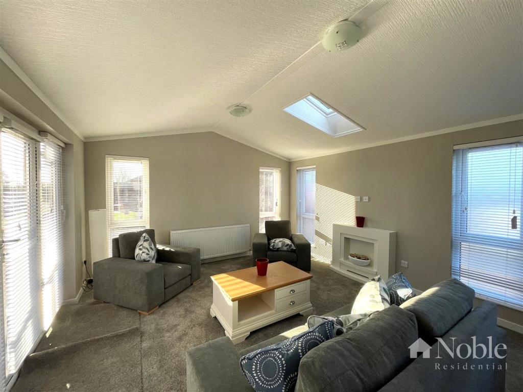 Open Plan Living/Kitchen Area