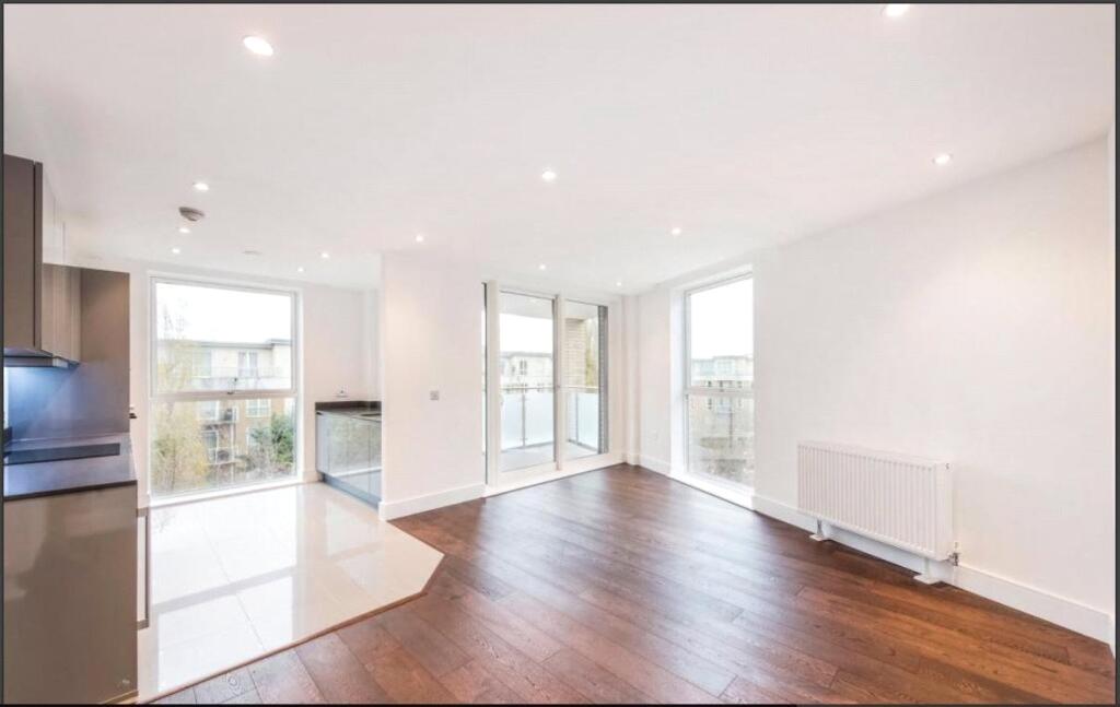 Reception/Kitchen