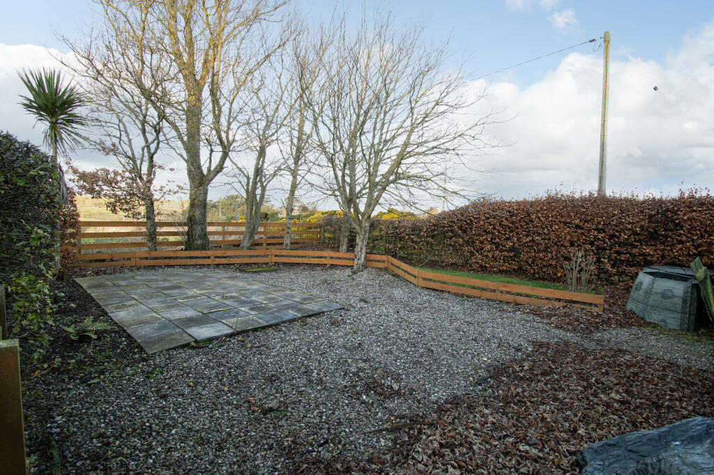 Chipstone Garden Area