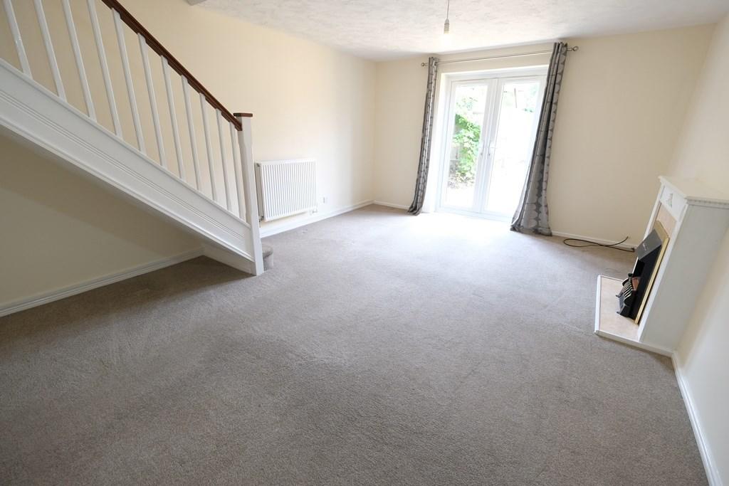SITTING/DINING ROOM