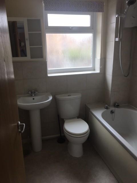 new bathroom.jpg