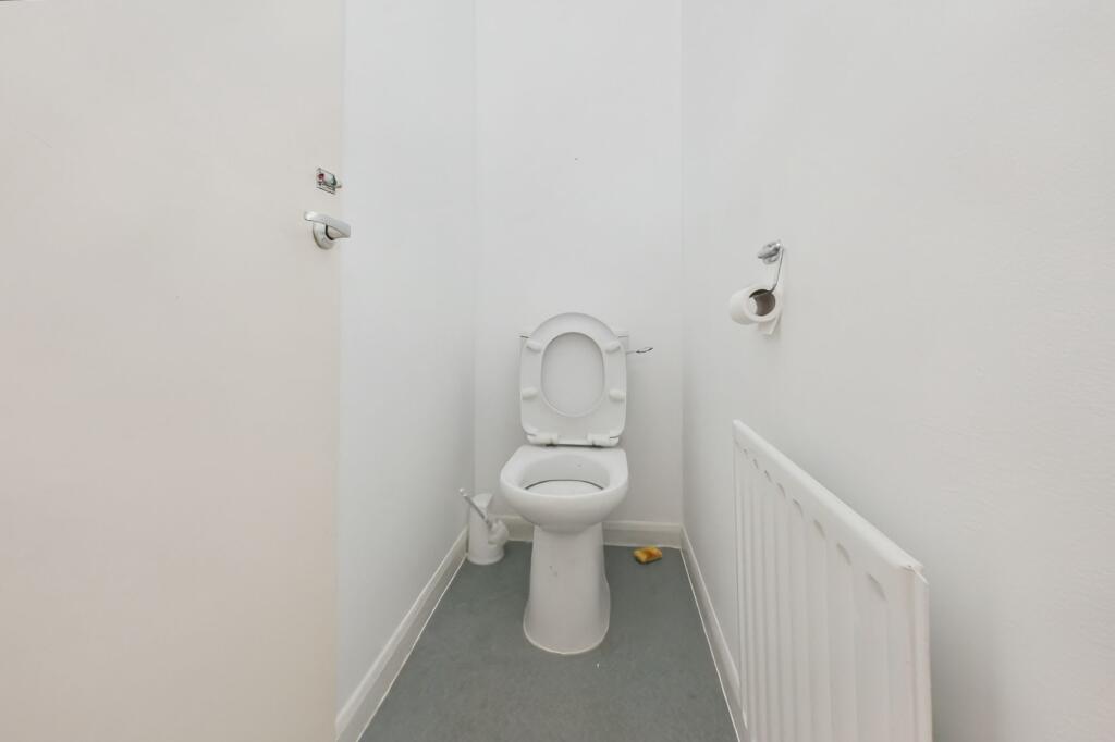 70 Madells, Epping, Essex CM16 4NN