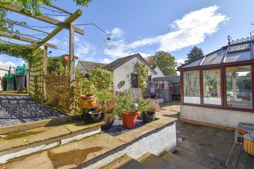 23 Cumberland Close Rear Garden a.jpg