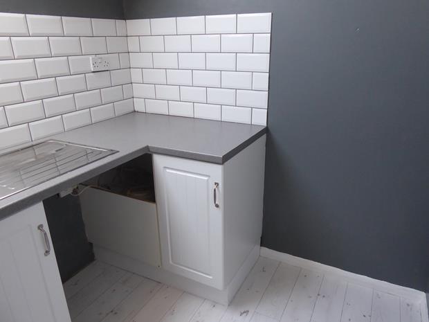 9OliverKitchen2