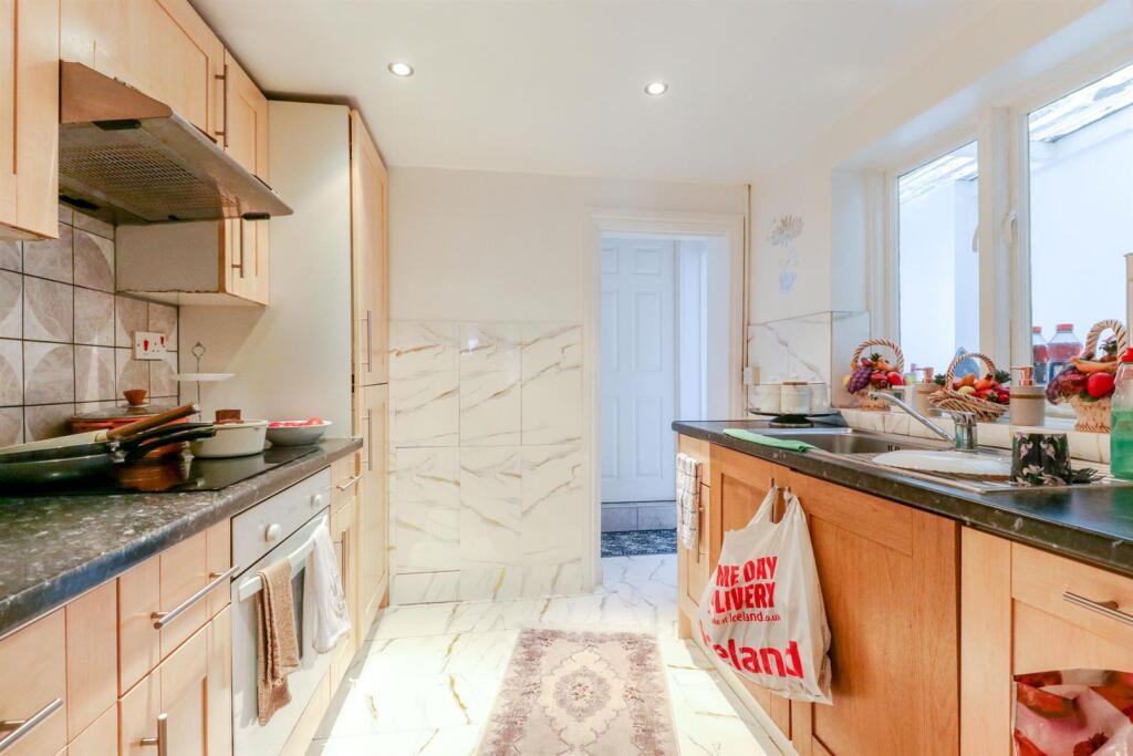 64 Totteridge Road-17.jpg