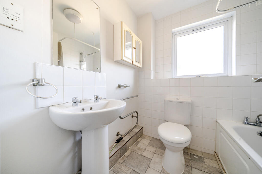 1325460-11-686fe0...