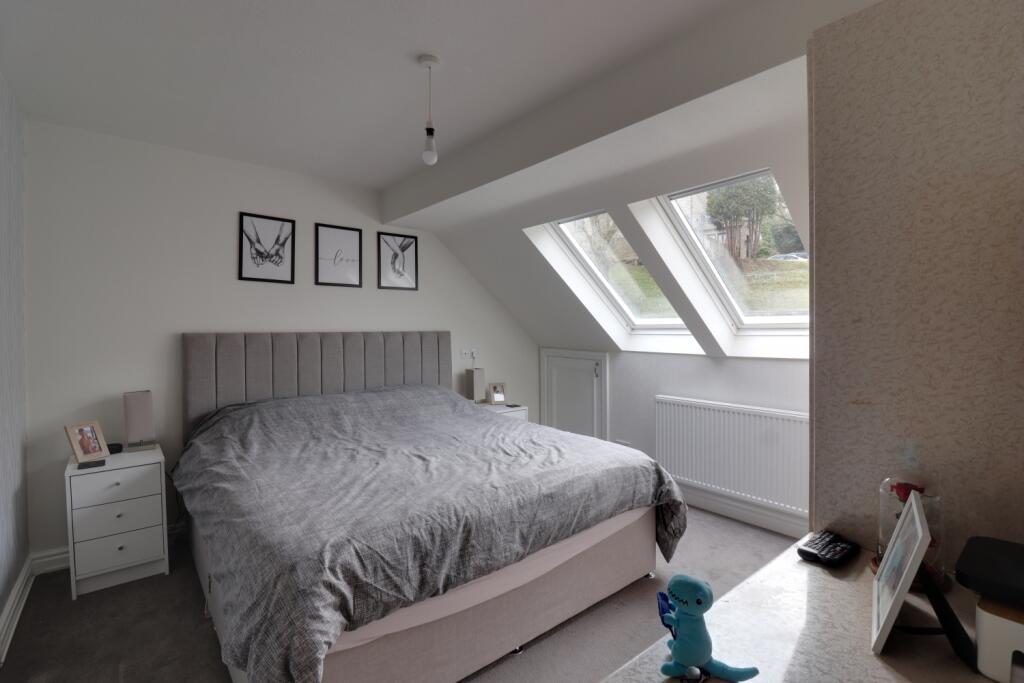 Double bedroom 1