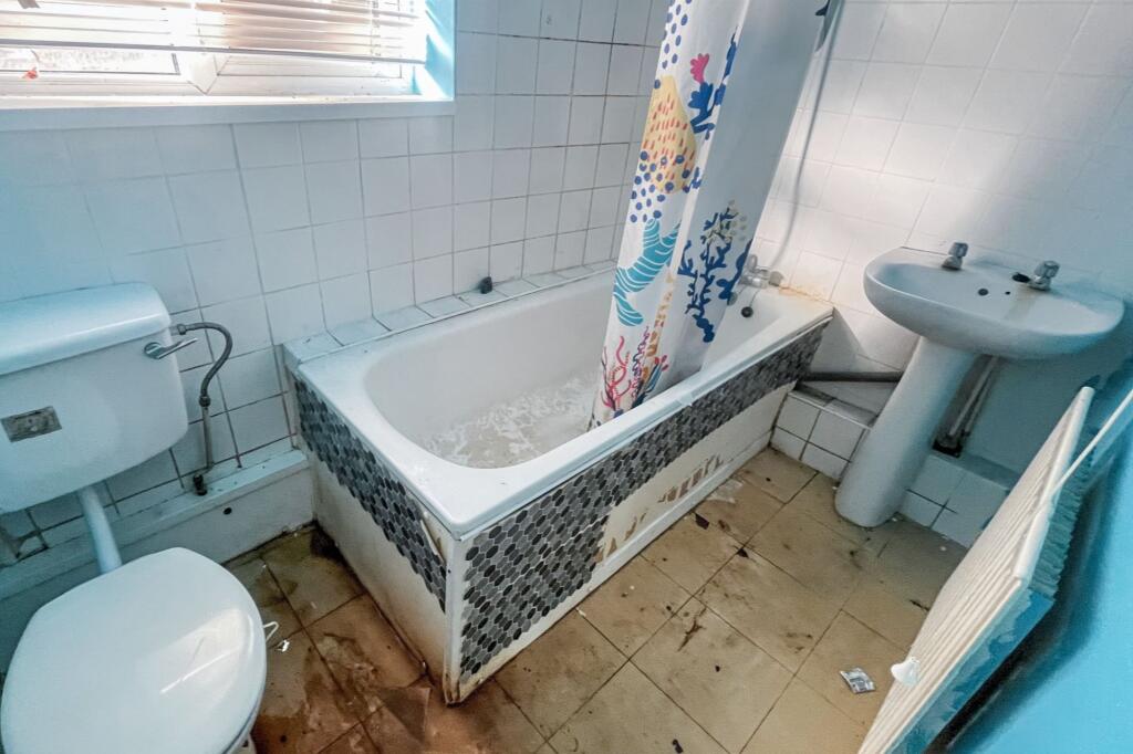 Ground Floor Flat, 15 Azof Street, Greenwich, London SE10 0EG