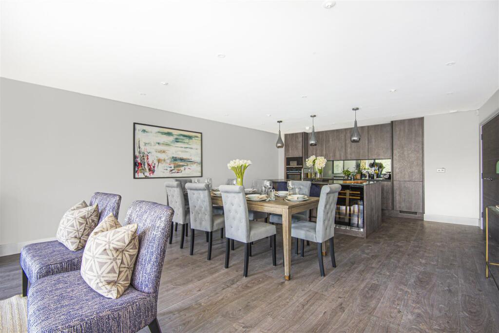 694528 (12)c.jpg c.jpg