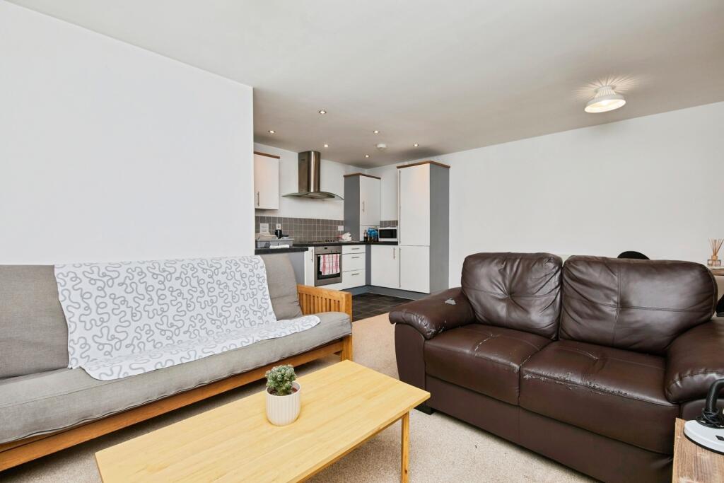 Kitchen/Living Room