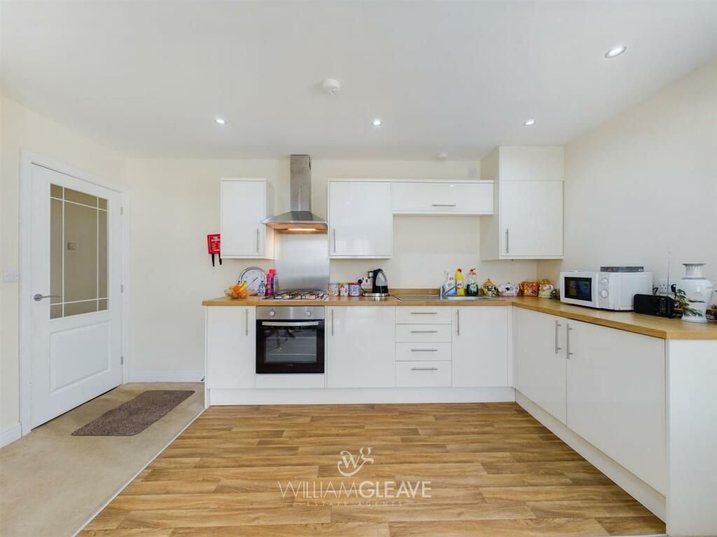 CAM01391G0-PR0074-ST