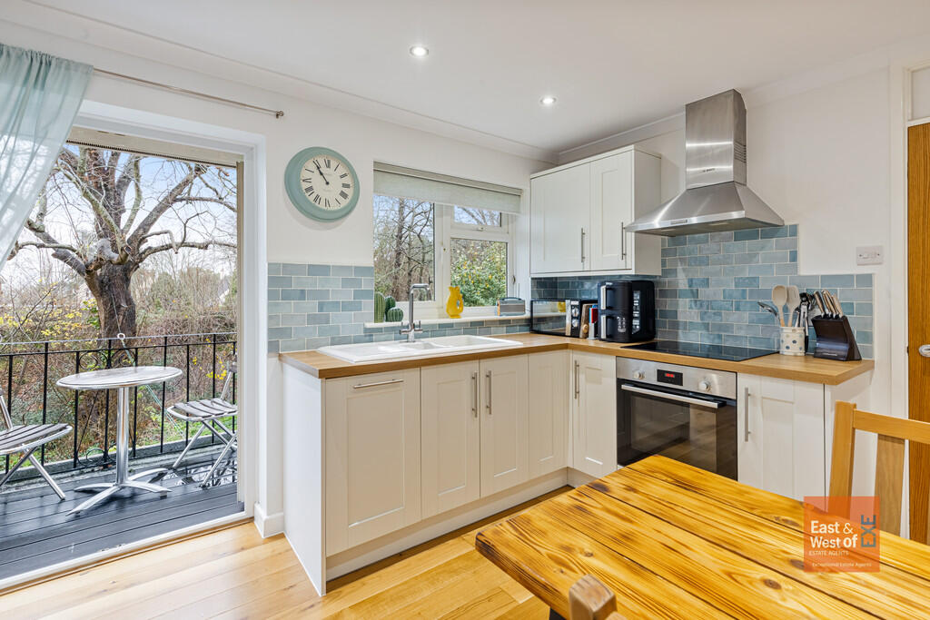 A03 - 44 Altamira...