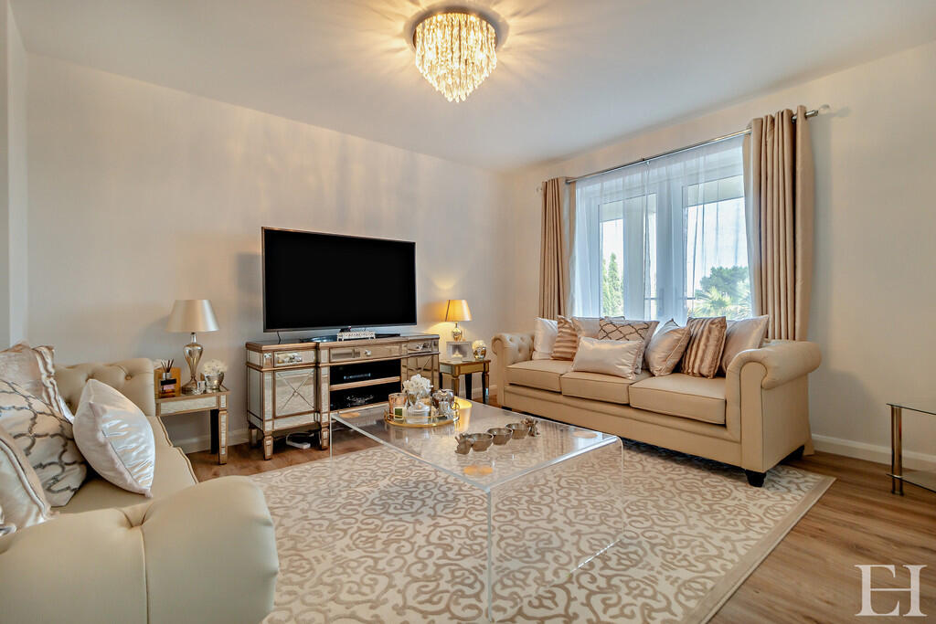 8614983-interiorW...