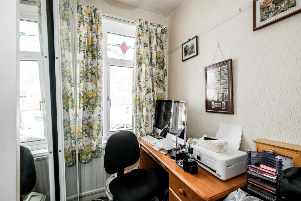 127 Hampton Road-13_web.jpg