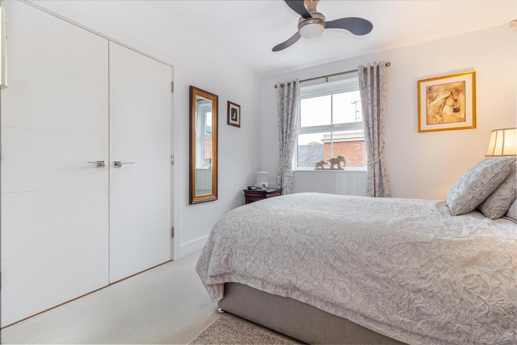Bedroom-1-3.jpg